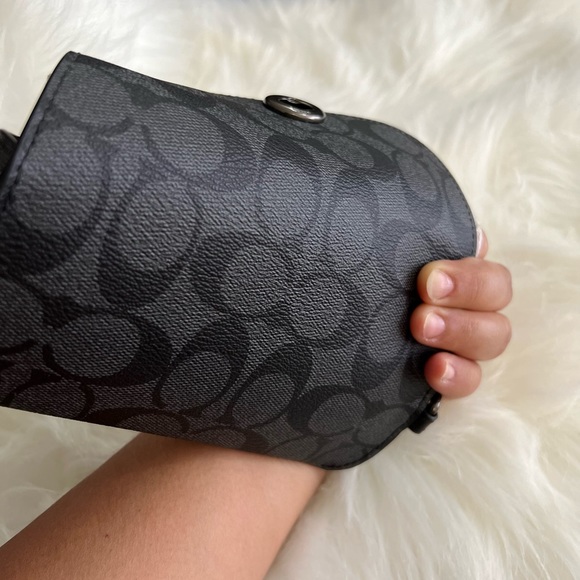 😱😍 coach signature sunglasses case - Picture 3 of 5